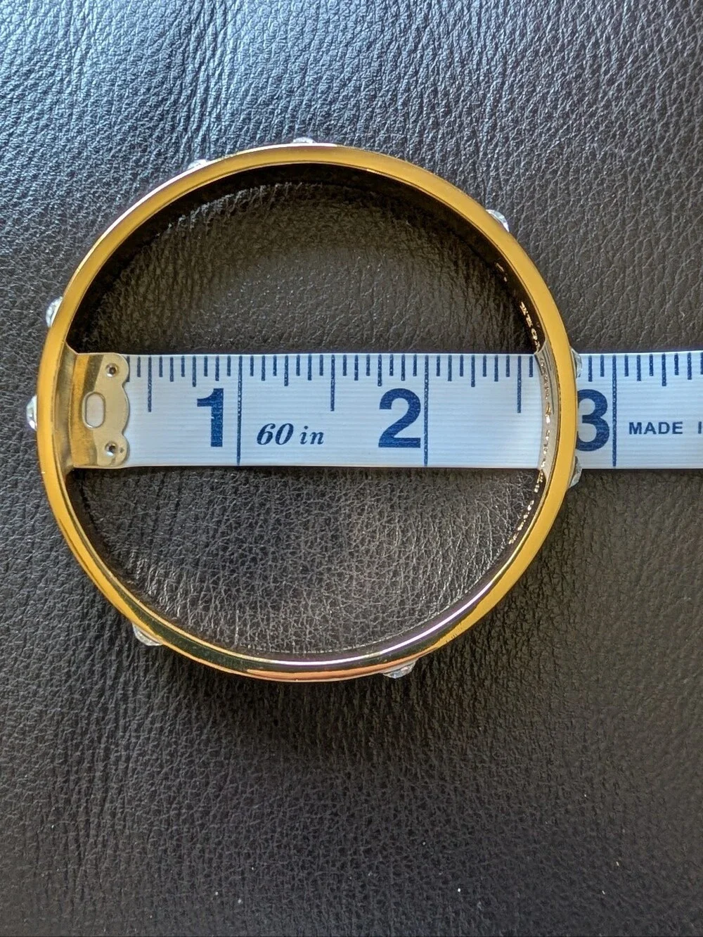 KATE SPADE spot the spade bangle bracelet